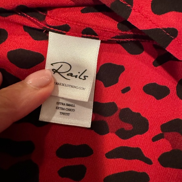 Rails Lillian Red Leopard Blouse - size XSmall - Picture 9 of 12